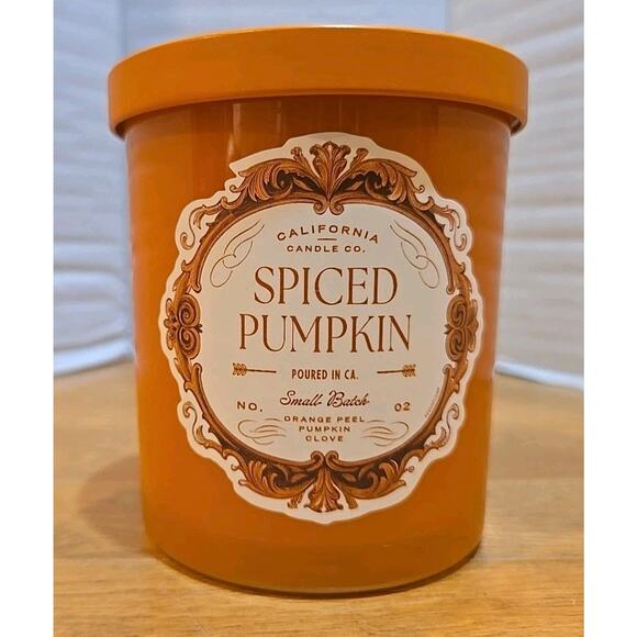 Leoben Co. Spiced Pumpkin Scented Candle 9 oz Single Wick Vegan Wax USA Made - Picture 2 of 8